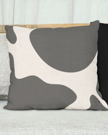 Giraffe big print cushion cover