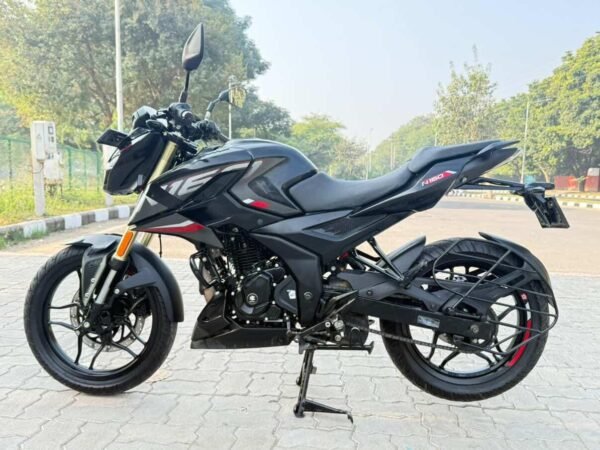 Bajaj Pulsar 2025