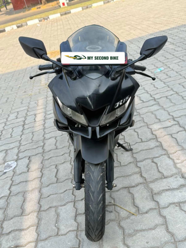 Yamaha R15 2020