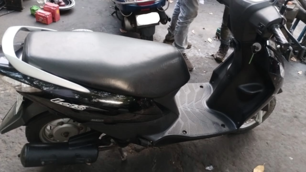 Suzuki LETS 2015