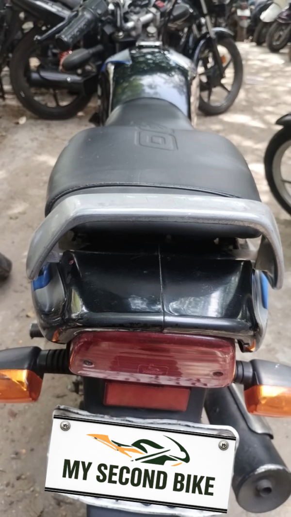 Bajaj CT100 2018