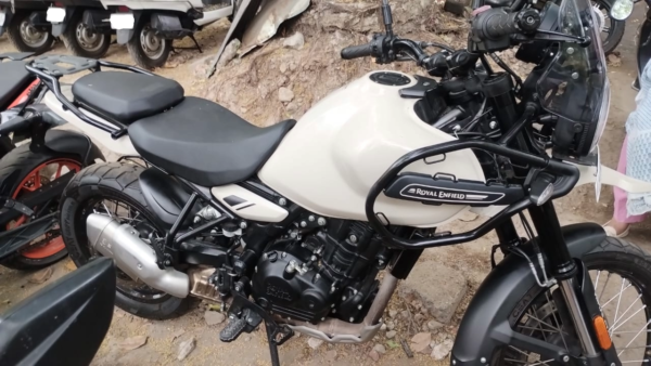 Royal Enfield himalayan 2024