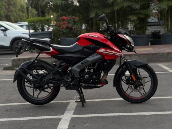Bajaj Pulsar 2022