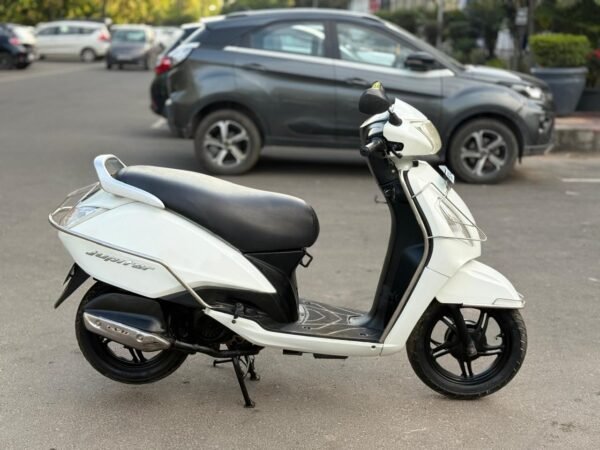 TVS Jupiter 2016