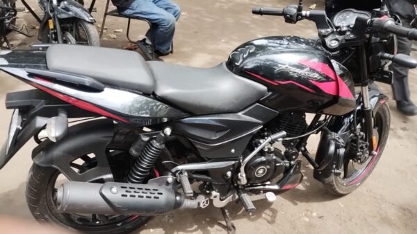 Bajaj Pulsar 2023