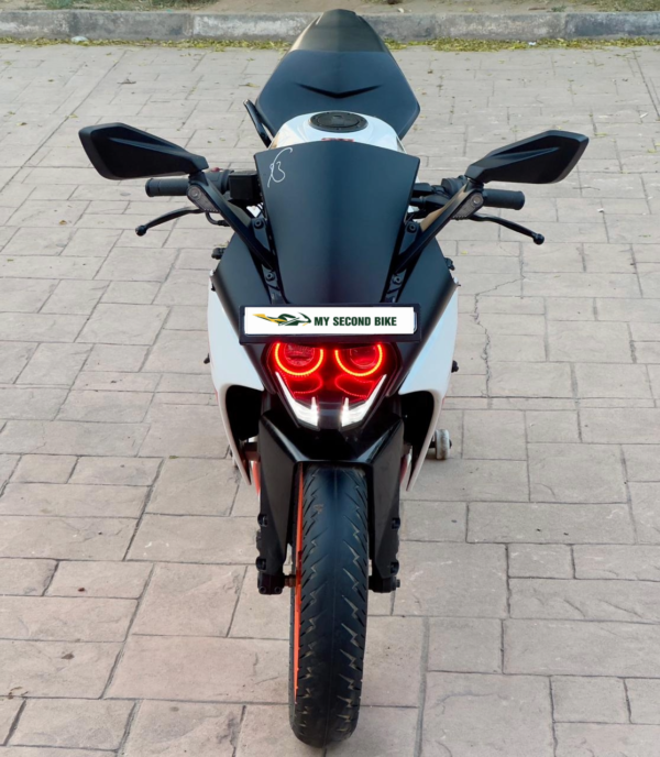KTM RC 200 2017