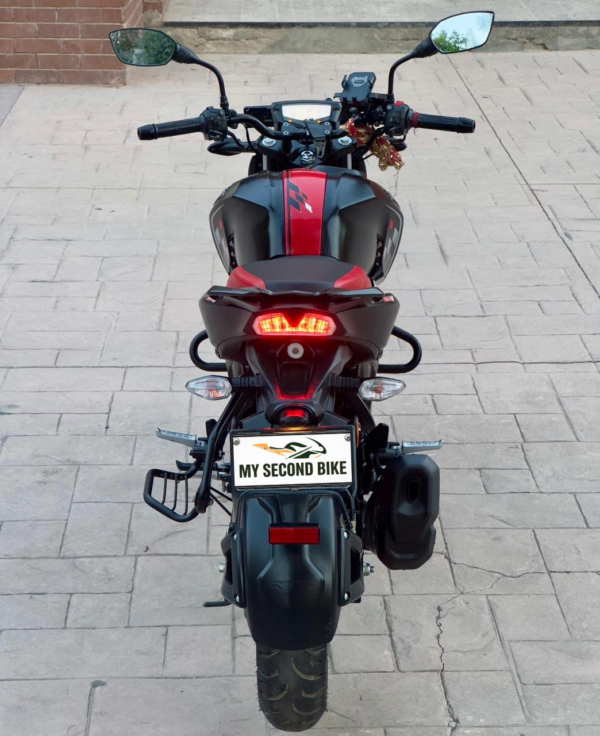 TVS Apache 160 4V 2025