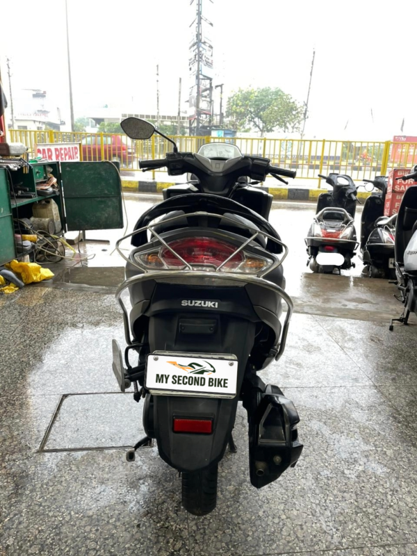 Suzuki Burgman Street 2019