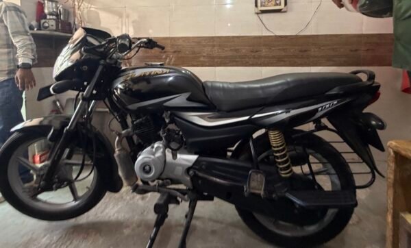 Bajaj Platina 2022