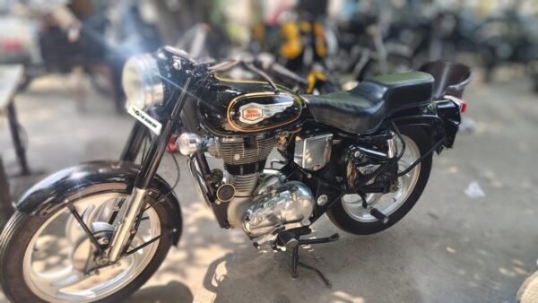 Royal Enfield Bullet 2016