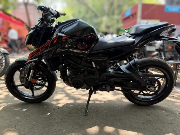 KTM Duke 250 2025