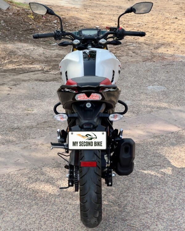 TVS Apache RTR 4V 2026