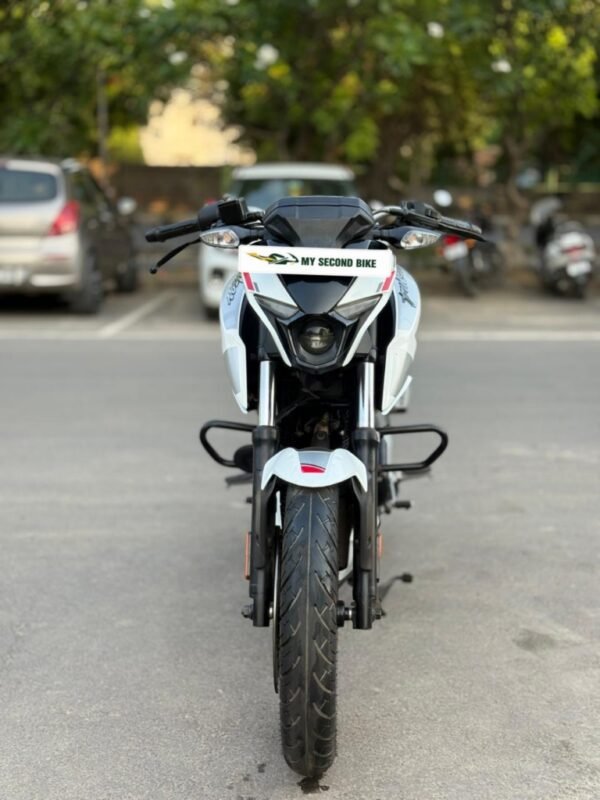 Bajaj Pulsar N160 2024