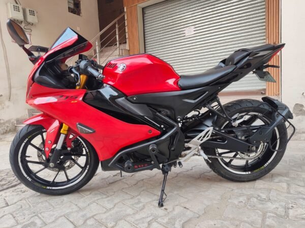 Yamaha R15 V4 2021