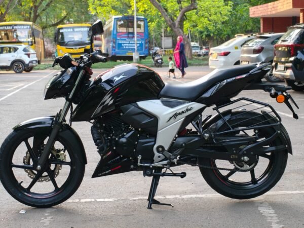 TVS Apache RTR160 4V 2022