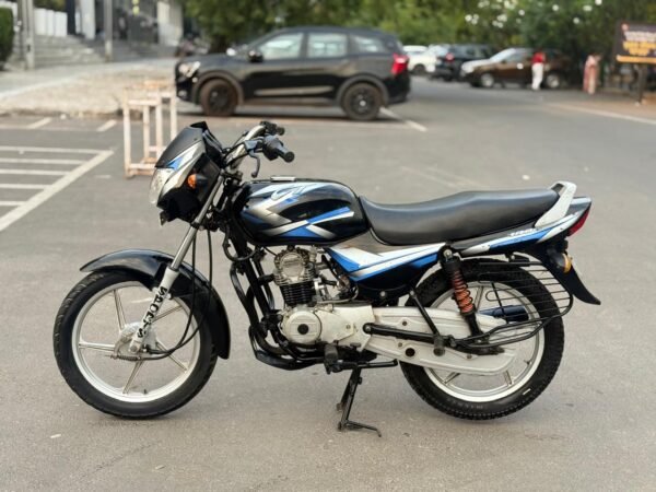 Bajaj CT 2019
