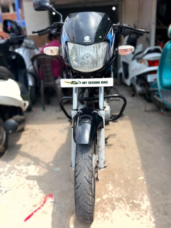 Bajaj CT 2018