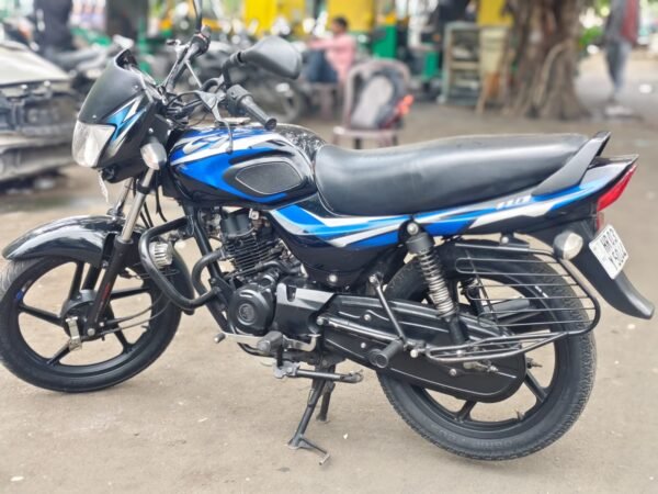 Bajaj CT 2019