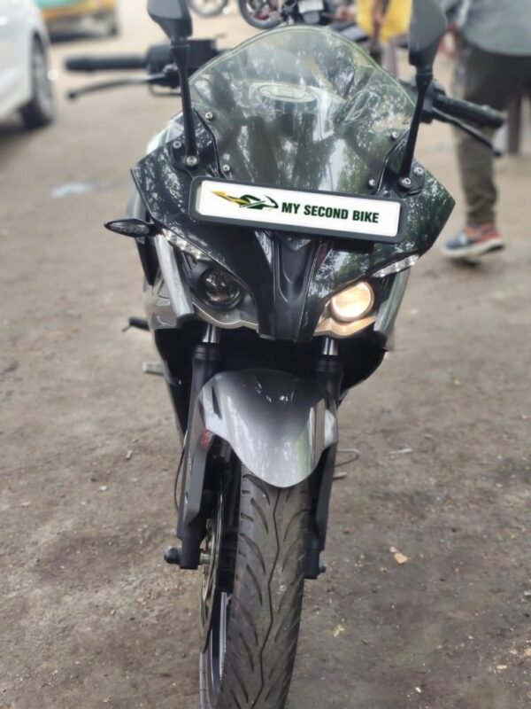 Bajaj Pulsar RS200 2018