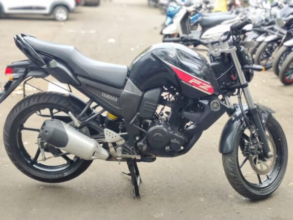 Yamaha FZ 2015