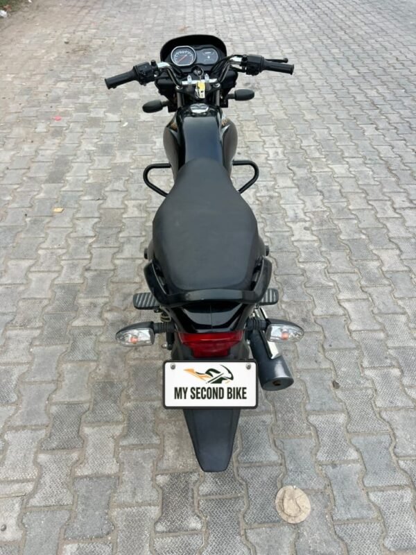 Bajaj Platina 2024