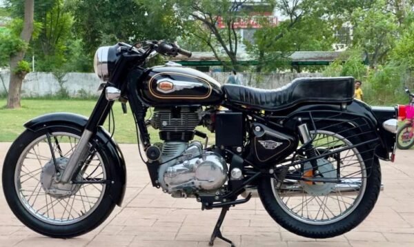 Royal Enfield Bullet Standard 2015