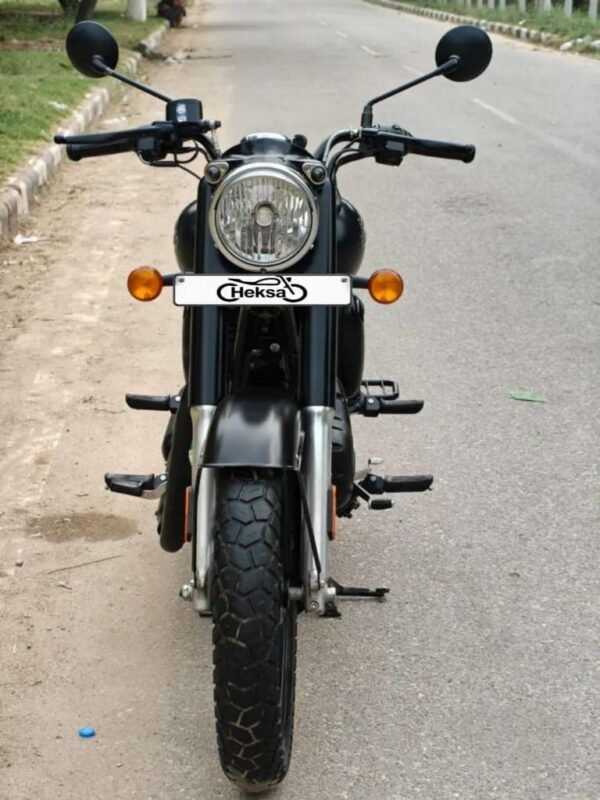 2024 Royal Enfield Classic Stealth Black