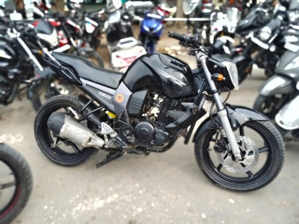 Yamaha FZ 2012
