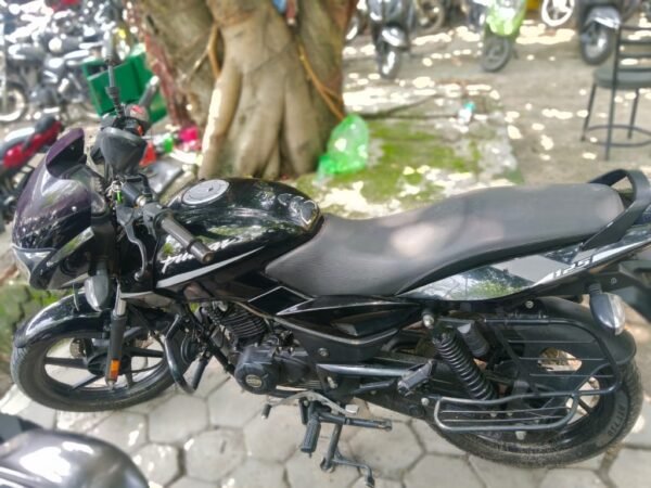 Bajaj Pulsar 2024