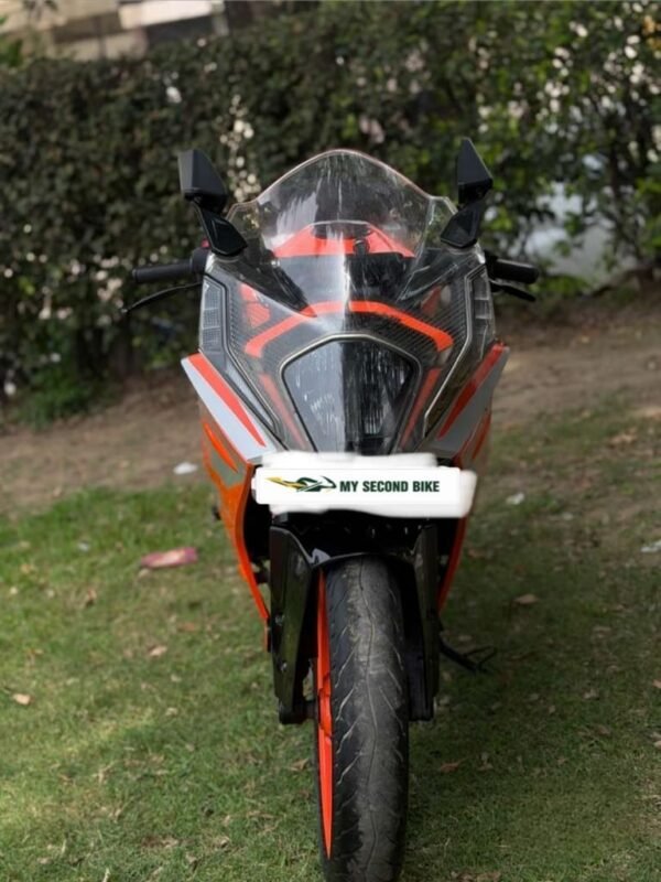 KTM RC 200 2021