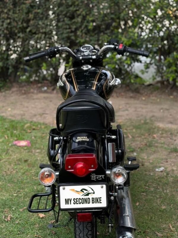 Royal Enfield Bullet Standard 350 2023
