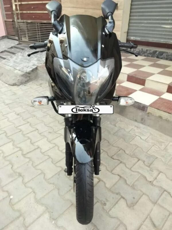 2016 Bajaj Pulsar 220 F