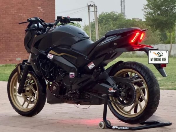 Bajaj Dominar 400 2017