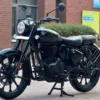 2025 Royal Enfield Classic stealth black