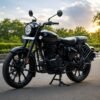 2025 Royal Enfield Classic stealth black