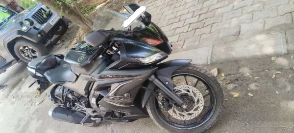 Yamaha R15 2021