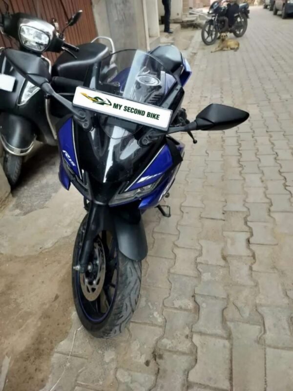 Yamaha R15 2018