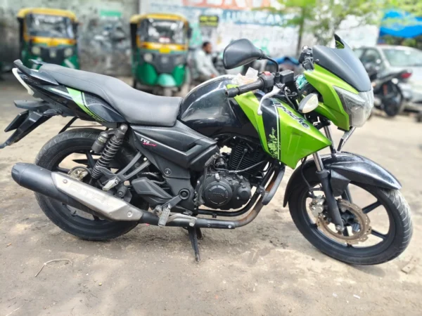 TVS Apache RTR160 2012