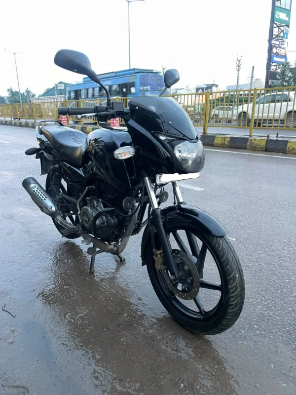 Bajaj Pulsar 2018