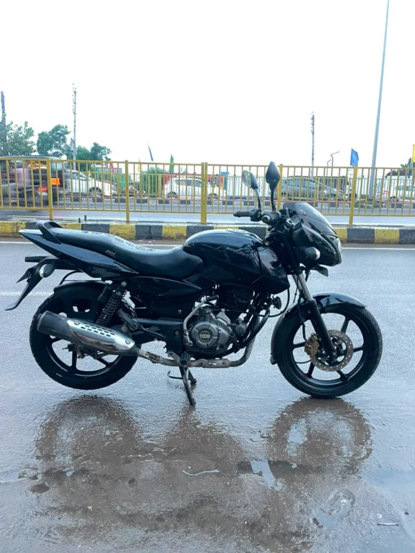 Bajaj Pulsar 2018
