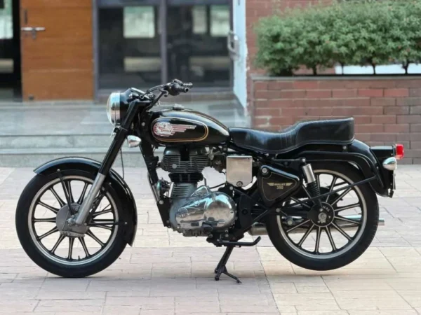 Royal Enfield Bullet 2013
