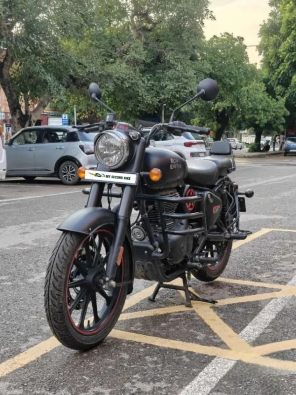 Royal Enfield Classic 350 Dark Series 2023