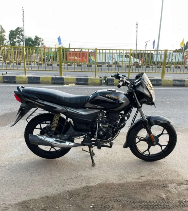 2023 Bajaj Platina
