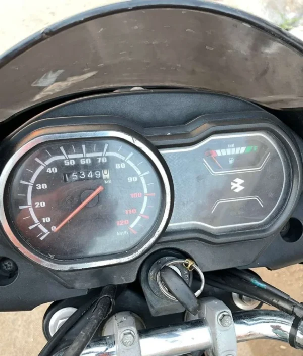 2023 Bajaj Platina