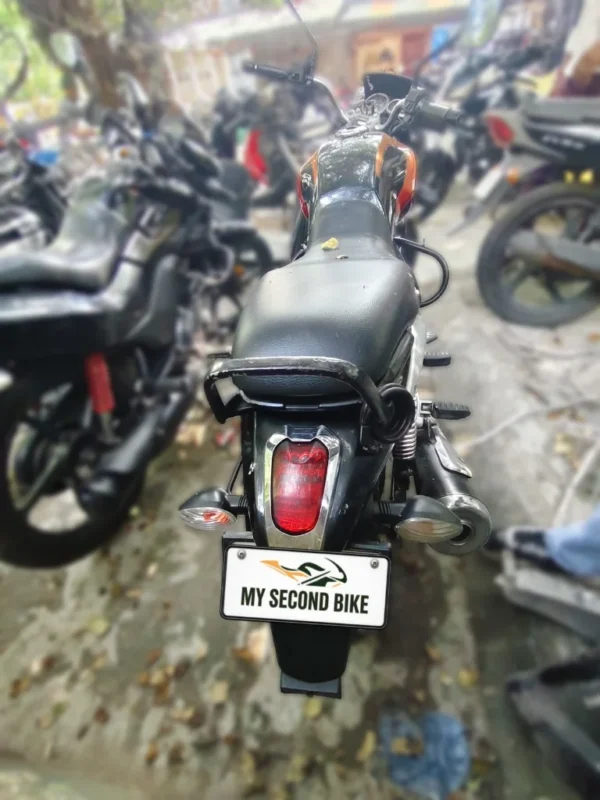 Bajaj Vikrant V15 2016