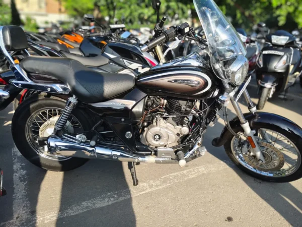 2026 Bajaj Avenger Cruise