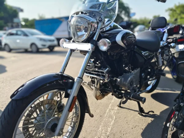 2026 Bajaj Avenger Cruise