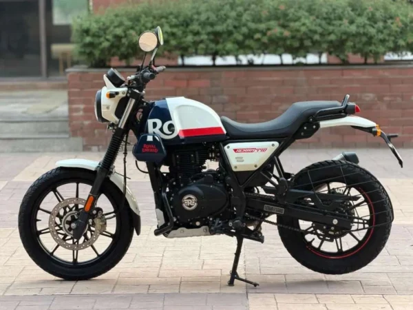Royal Enfield Scram 440 2025