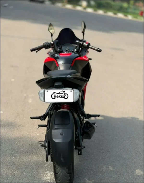 2025 Bajaj Pulsar RS 200