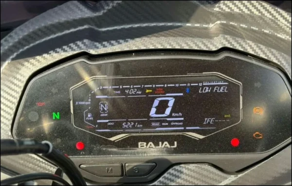 2025 Bajaj Pulsar RS 200